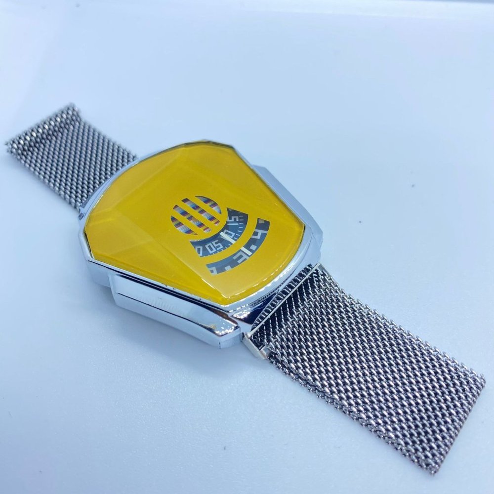 Men's Best Quality & Top Trending & Gold Color  Iced Out Sport Watch